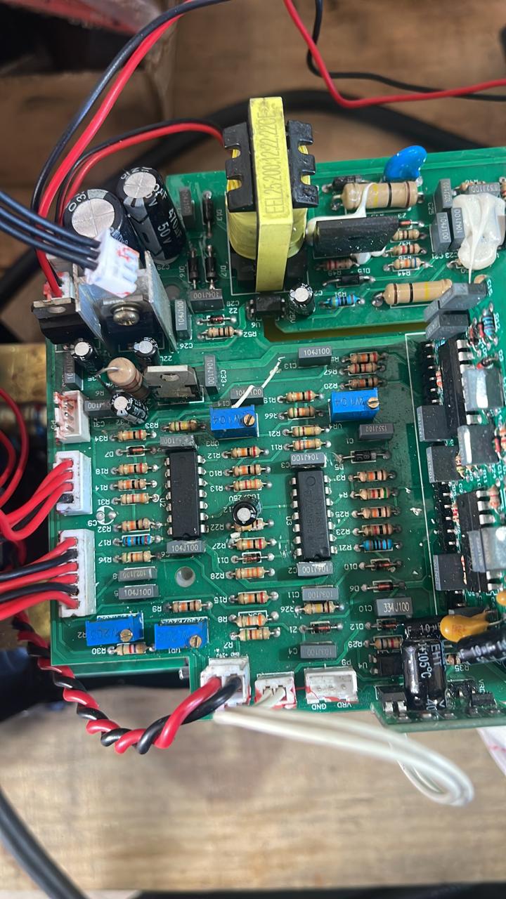 Placa de equipamento eletrônico